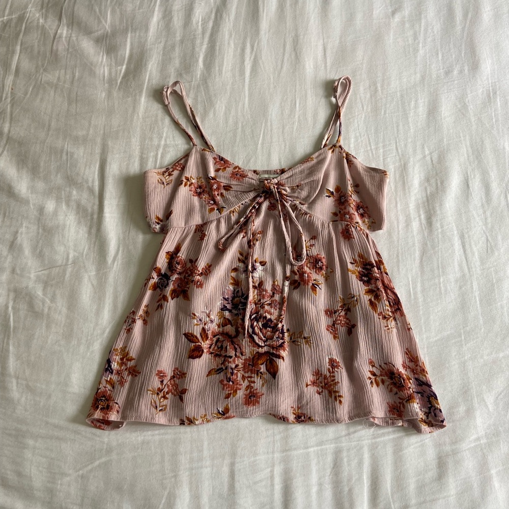American Eagle Flowy Tank (size xs)